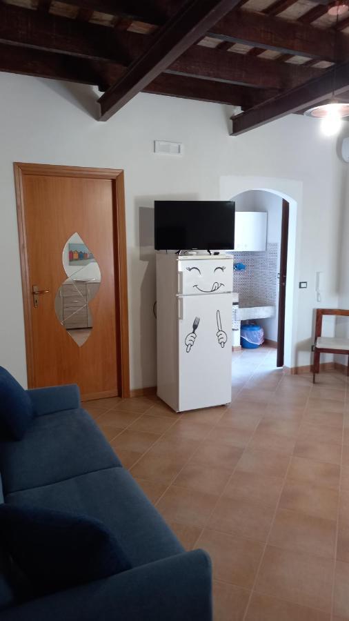 Oltre: Monolocale Con Terrazzo Privato Al Piano Appartement Trapani Buitenkant foto