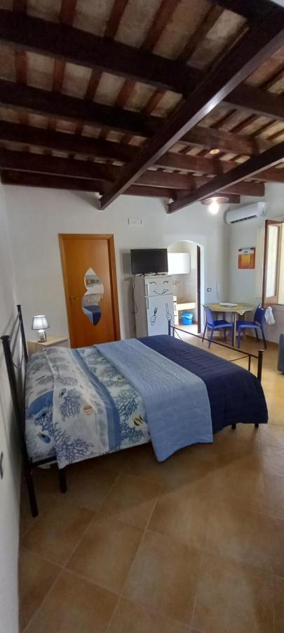 Oltre: Monolocale Con Terrazzo Privato Al Piano Appartement Trapani Buitenkant foto